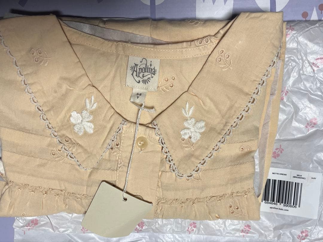 新品未使用Apolina Bette Dress - Milk 3-5y