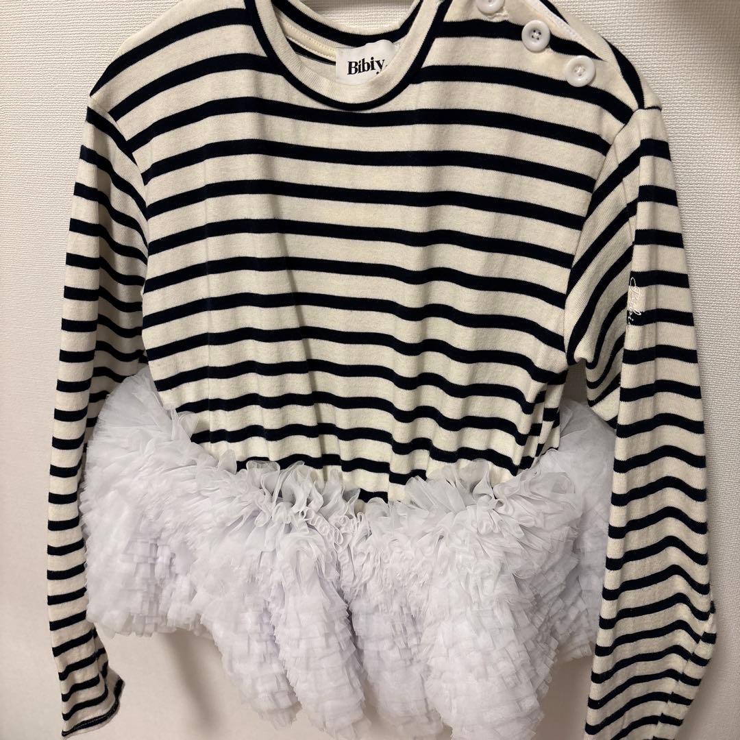 明日まで限定値下げ‼️Bibiy. ストライプ フリル付き長袖