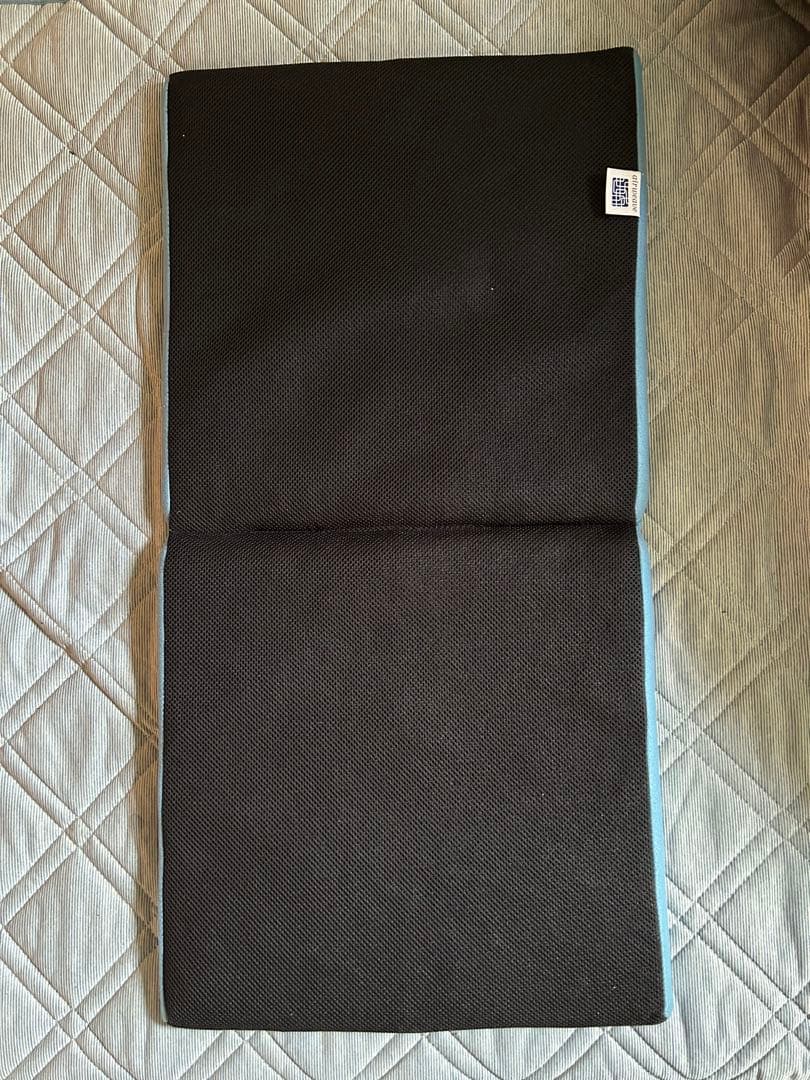 エアウィーヴ　折りたたみクッション