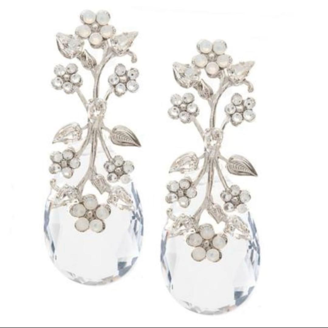 お*ゆ様 エリザベスバウアー　sakura dew dropピアス