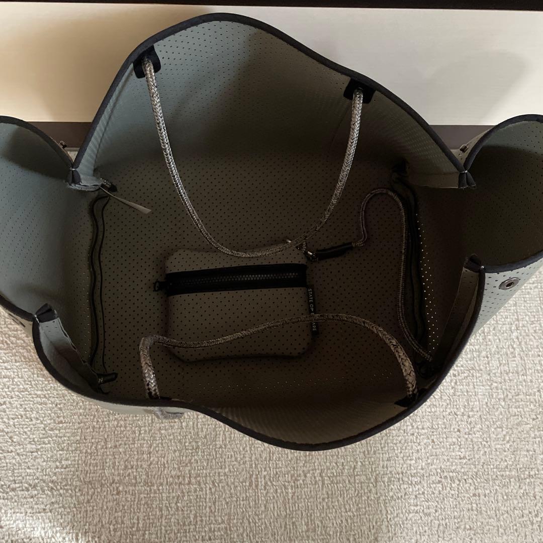 ✨美品✨STATE OP ESCAPE✨パンチングネオプレントートバック　大容量