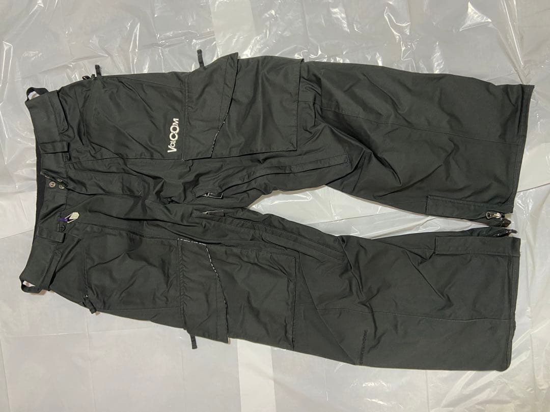 スノーボードウェア　ボルコム