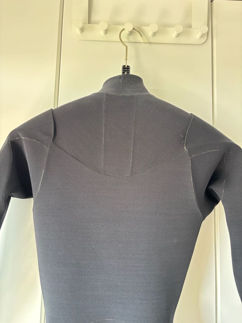 SEVEN 3mmフルスーツ チェストジップ　ウェットスーツ