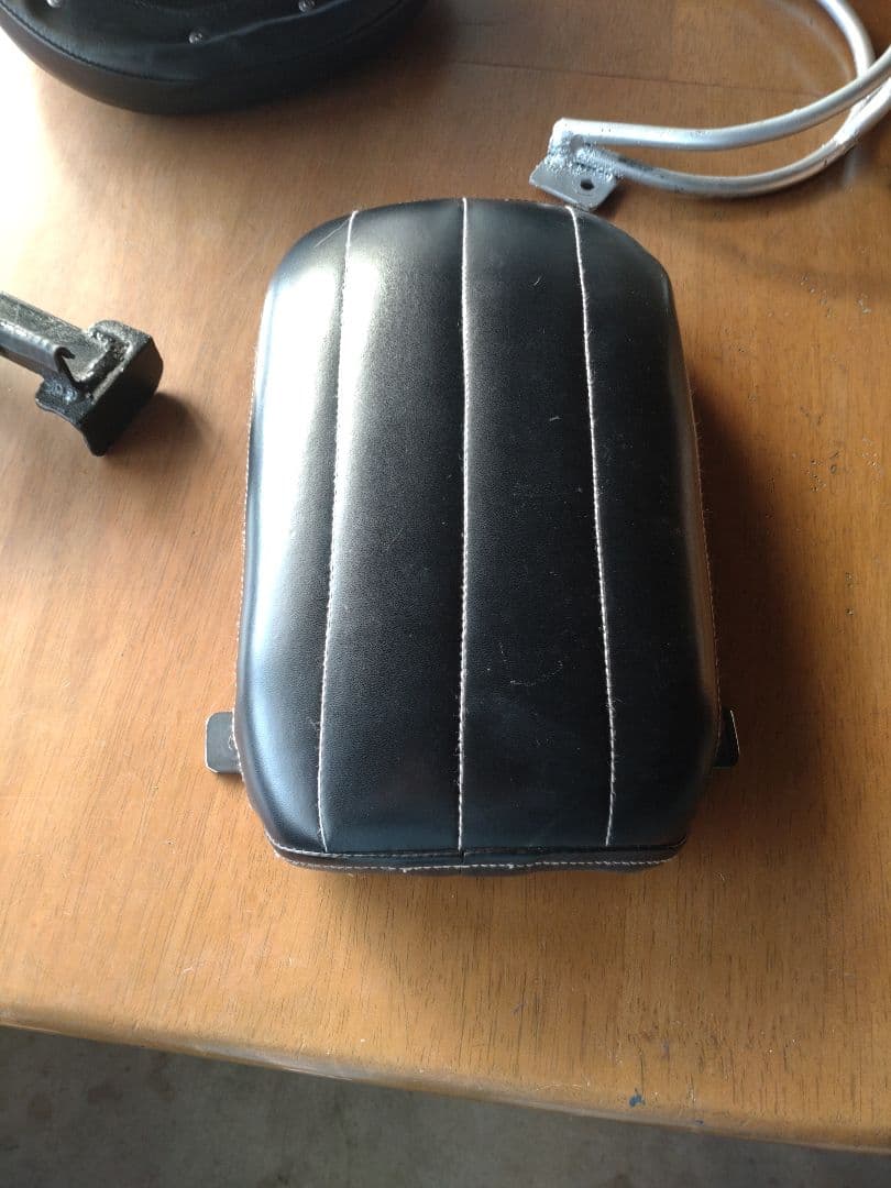 TW200 ノーマルフレーム用ボルトオンシート＆ピリオンシート＆ピーナッツタンク