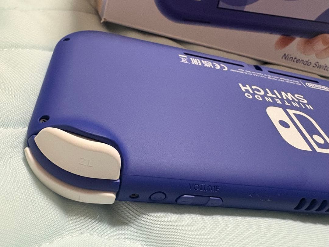 【ほぼ未使用】Nintendo Switch Lite 保護フィルム+ケース付