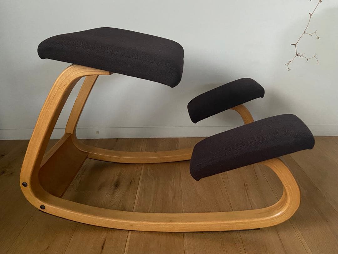 STOKKE（現Varier）のバランスチェア「バリアブル」