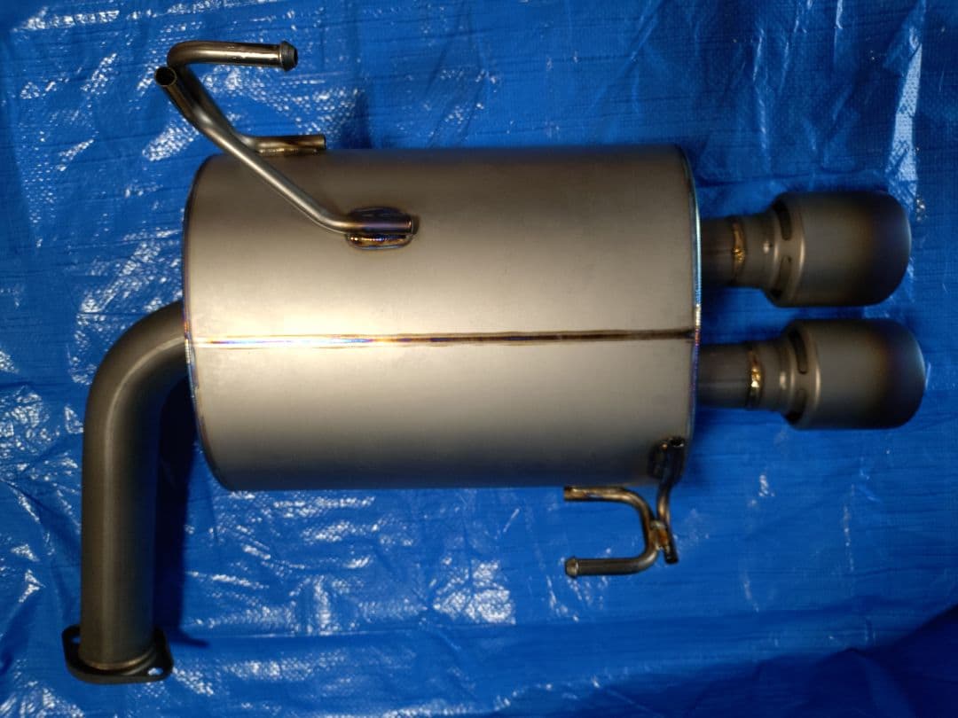 【あきら】HKS スーパーターボマフラーTi VAB ②右メインマフラー