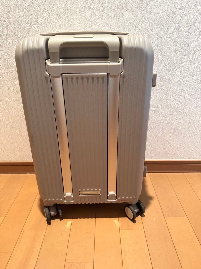 イノベータ　Innovator スーツケース　キャリーケース　カフェラテ　38L