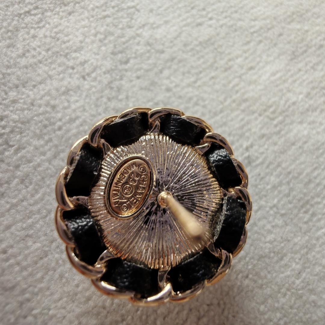 ココマーク ピアス ブラック