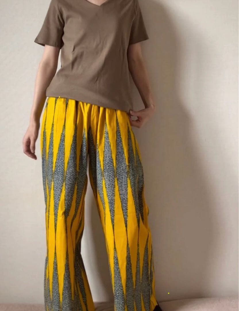 【試着のみ】アフリカ布　ストレートパンツ 個性派　アフリカンバティックjua