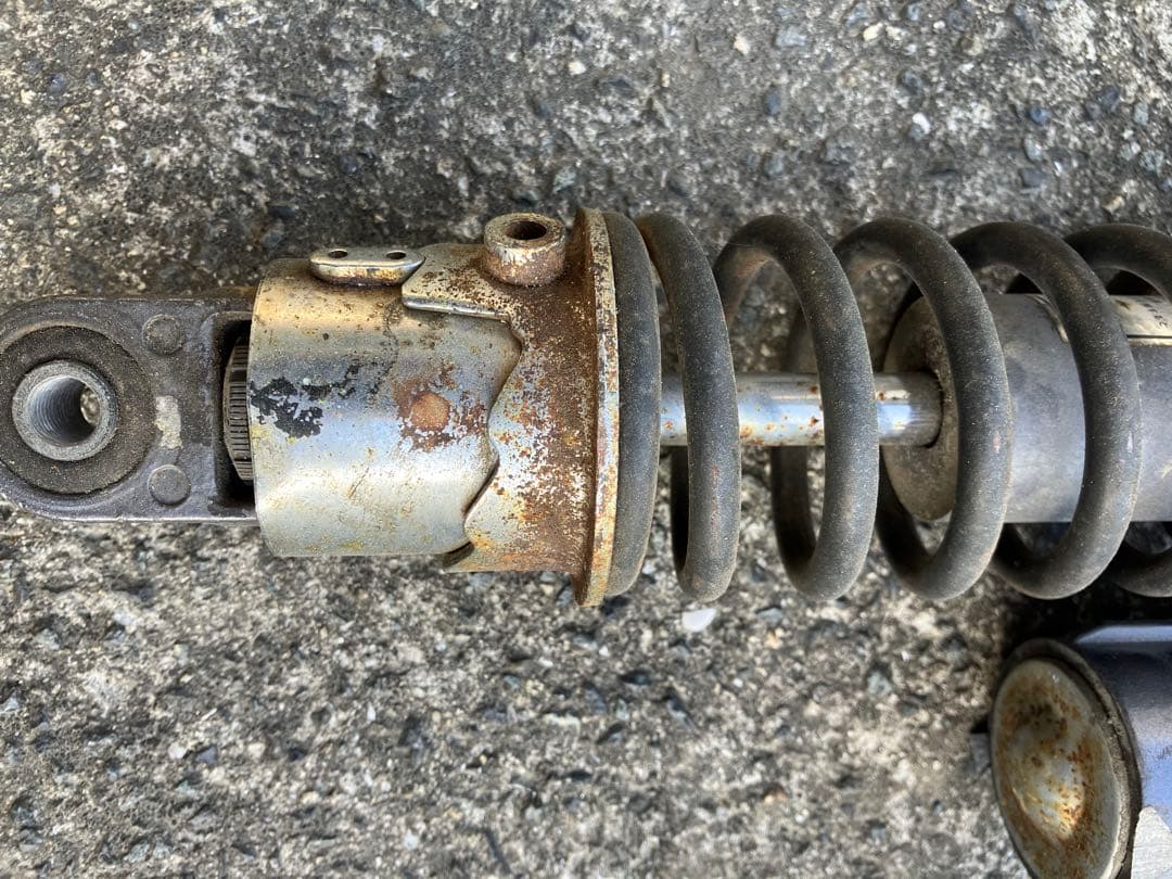 ゼファー400 純正 リアサス　サスペンションKawasaki