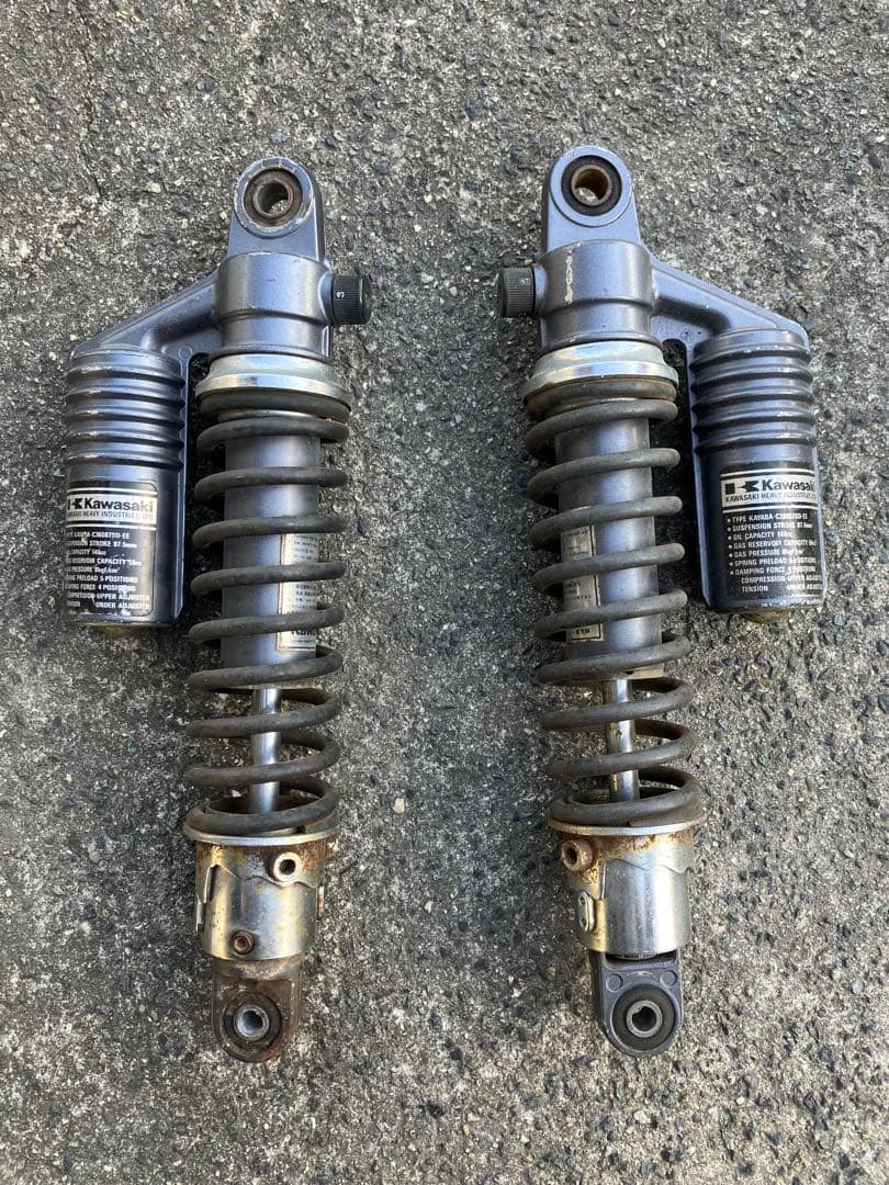 ゼファー400 純正 リアサス　サスペンションKawasaki