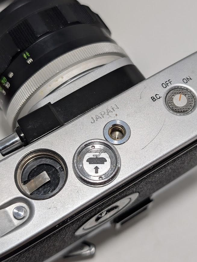 ミノルタ SRT101 & MC ROKKOR-PF 58mm F1.4