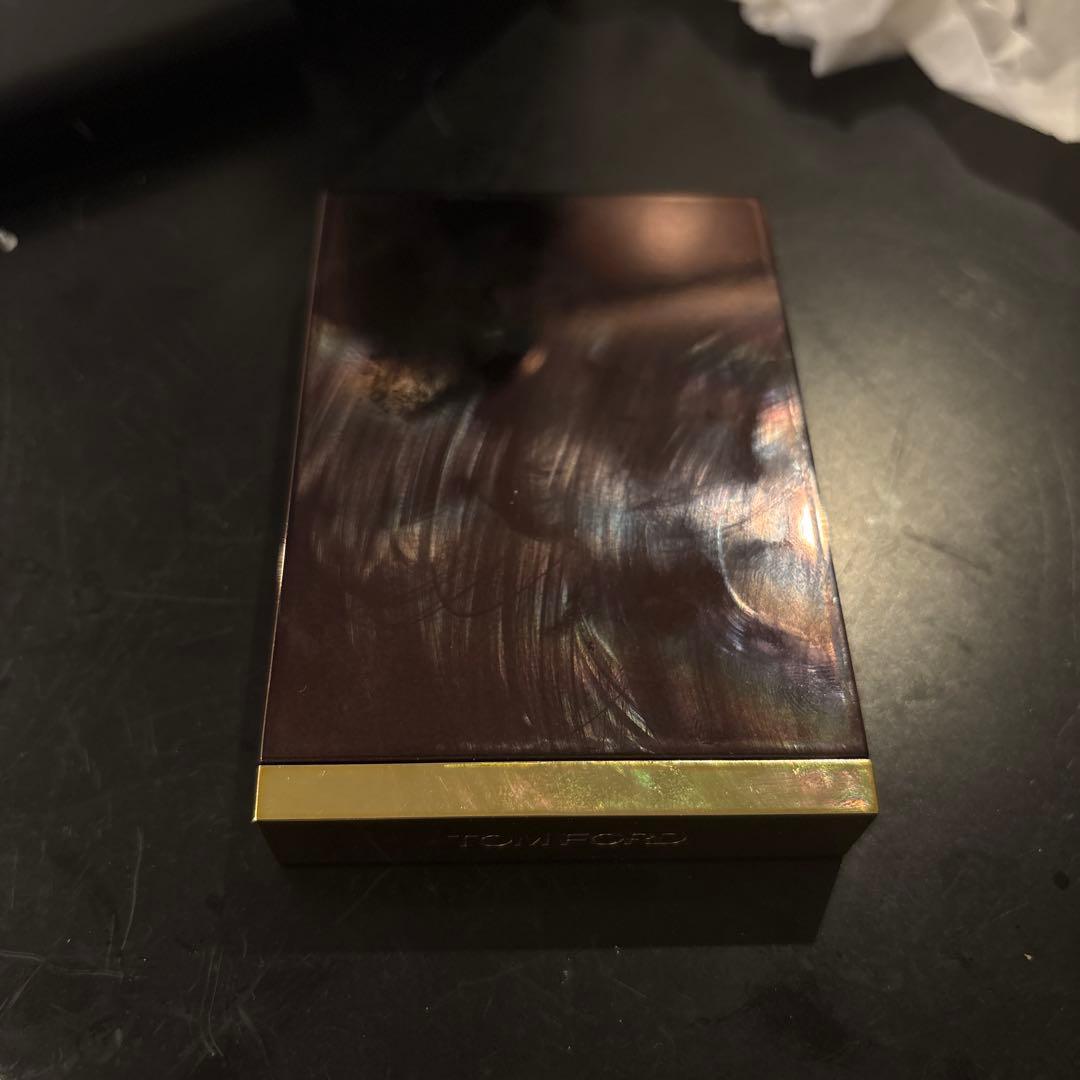 TOMFORDアイカラークォード