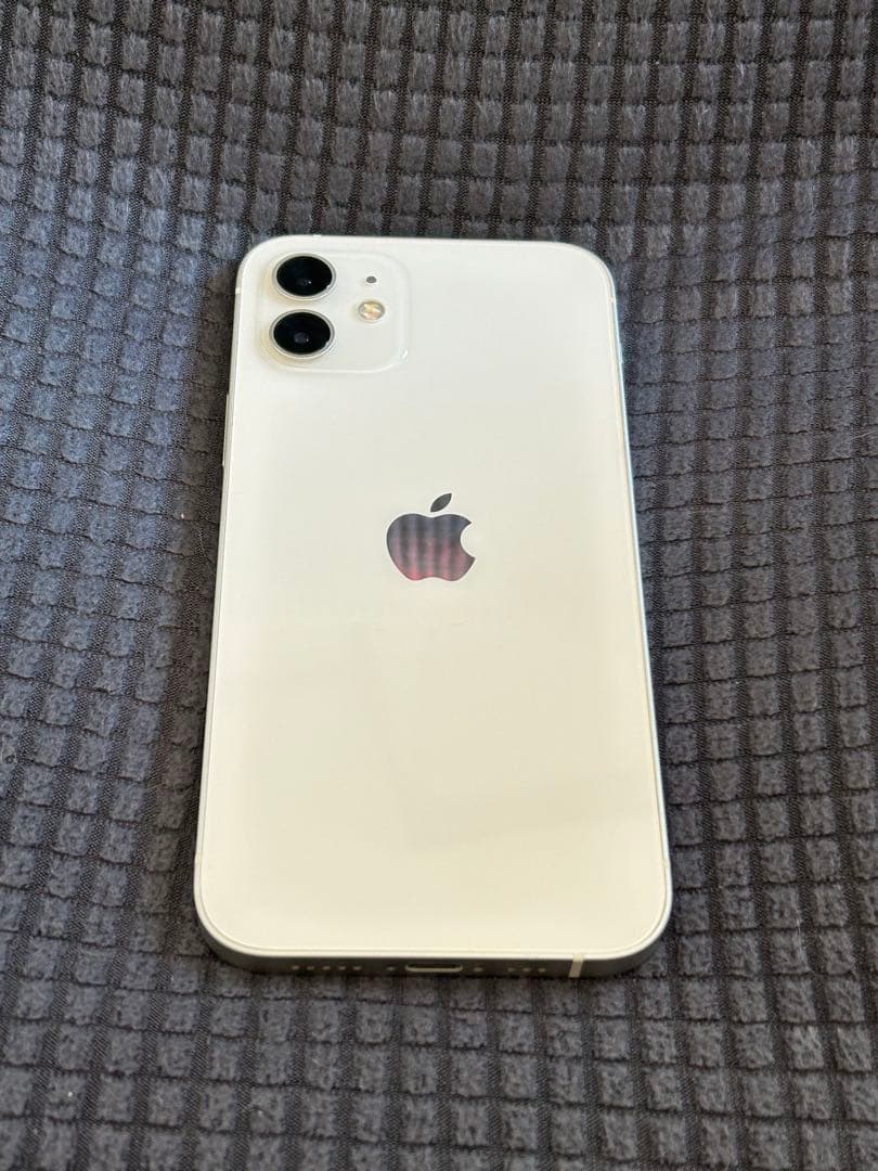 Apple iPhone 12 ホワイト