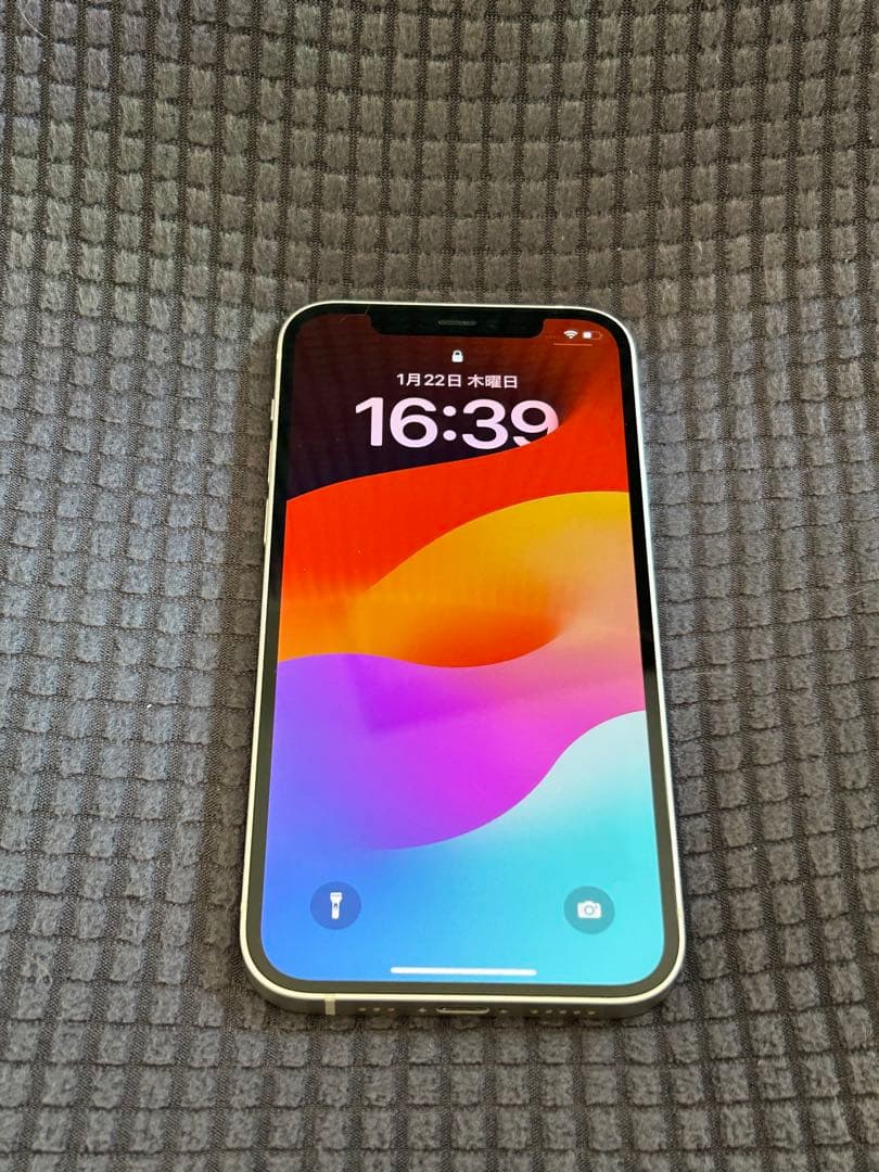 Apple iPhone 12 ホワイト