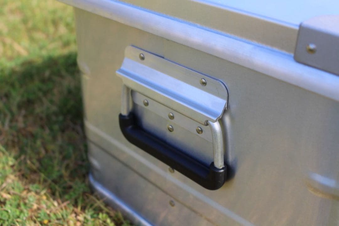 スタッキング アルミコンテナボックス ４９Ｌ ガレージ収納箱 コンテナボックス