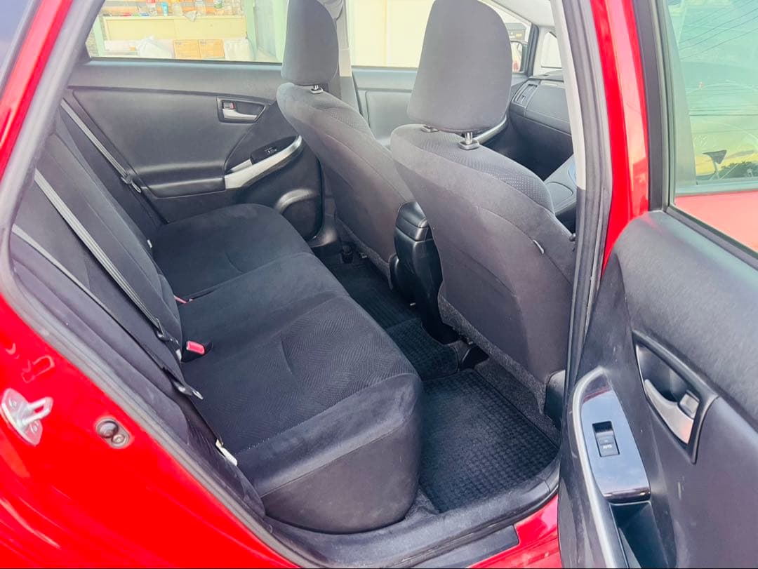 プリウスPHV本体価格ー55万