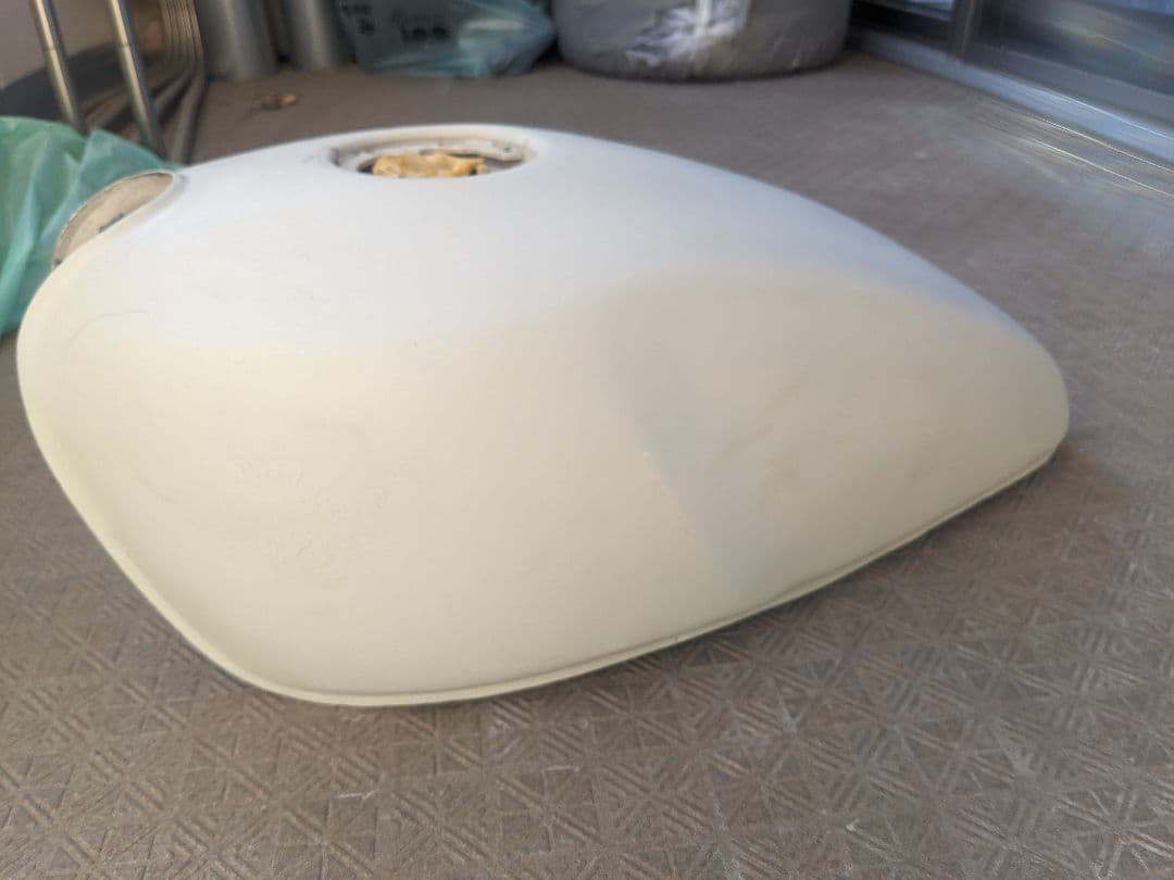 ゼファー400タンク