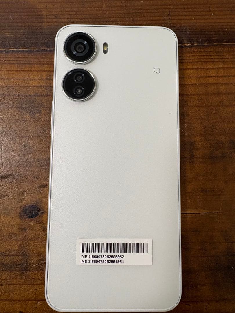 【極美品・未使用に近い】Libero 5G IV (A302ZT) SIMフリー