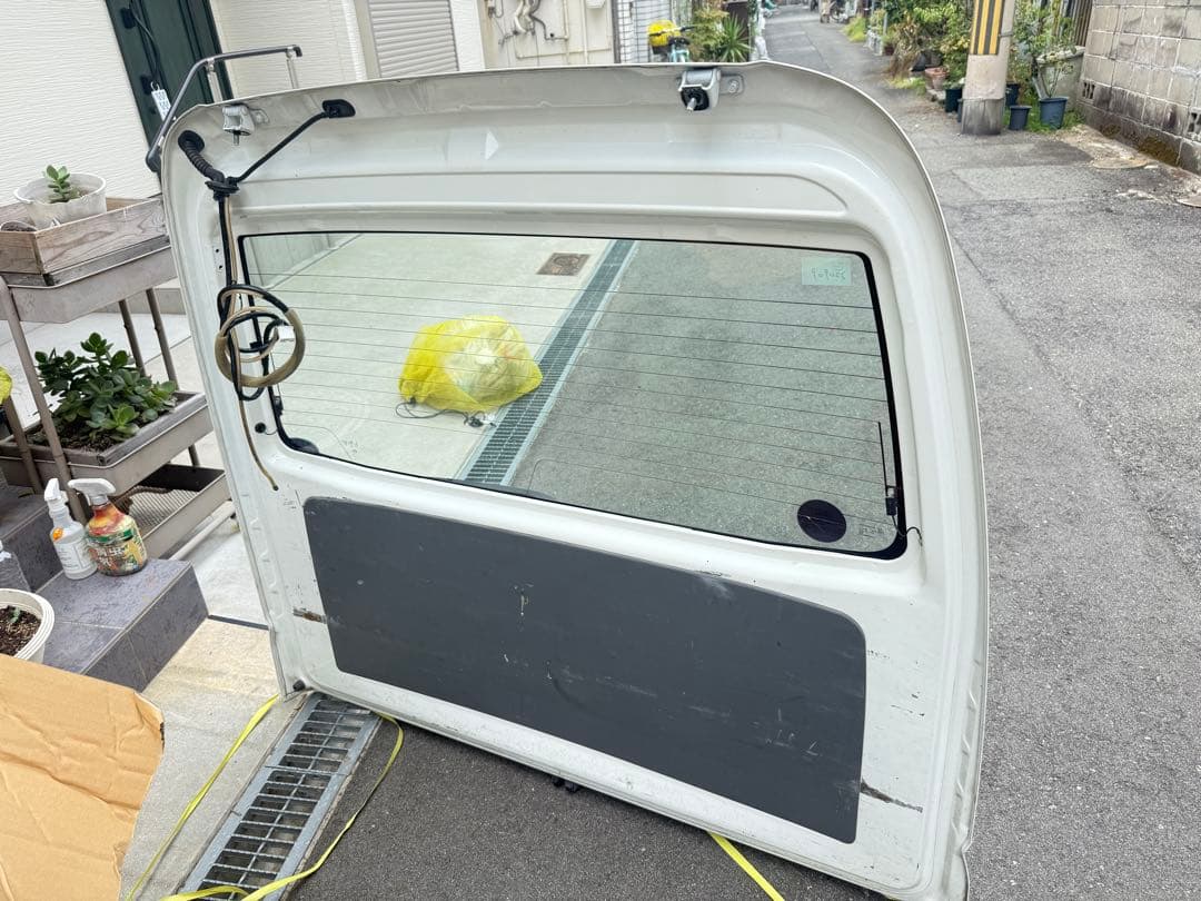 Nissan NV100 ホワイトバックドア 2022年