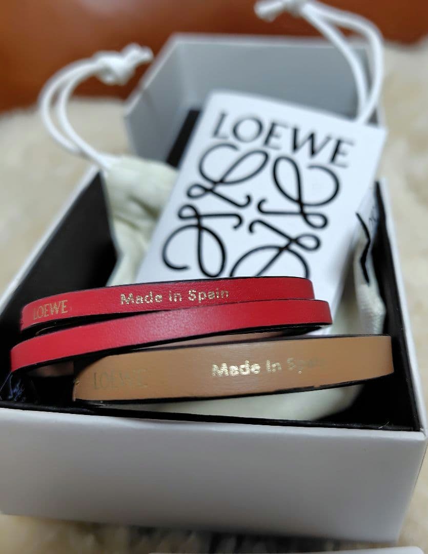 LOEWE ダブルバングル レッド ベージュ