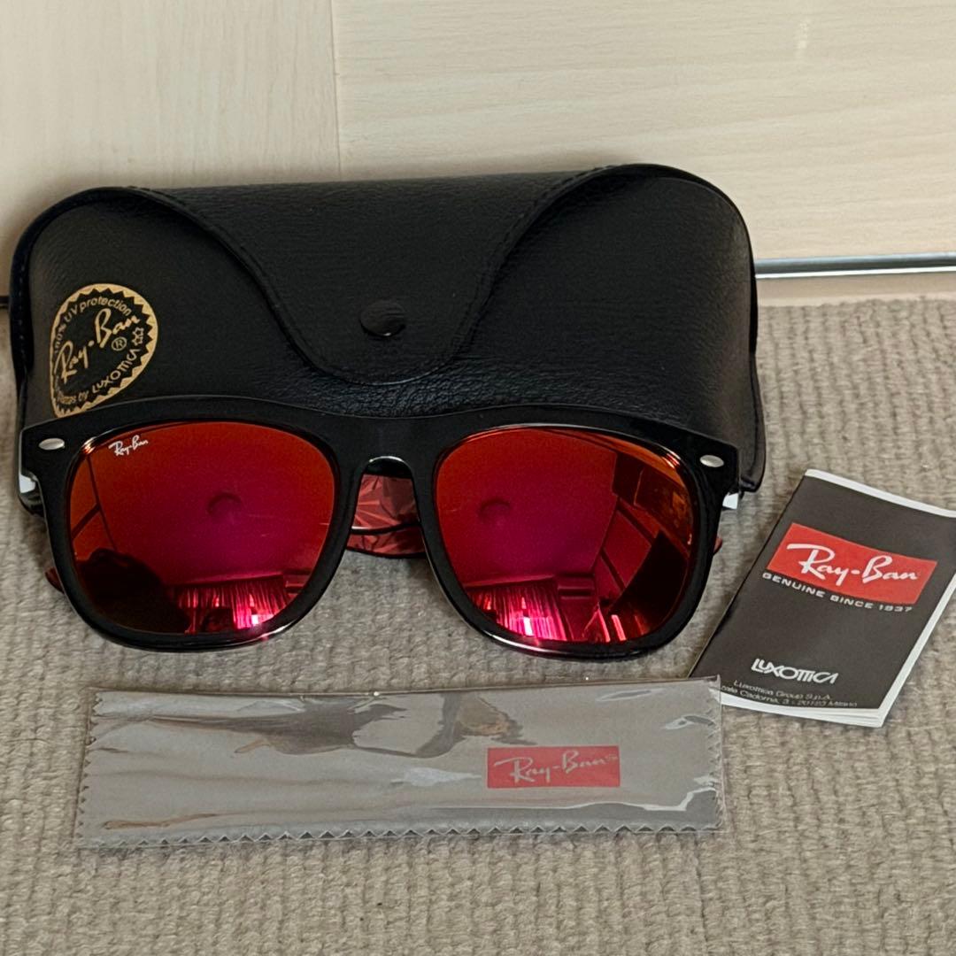 美品/レイバン サングラス　レッド