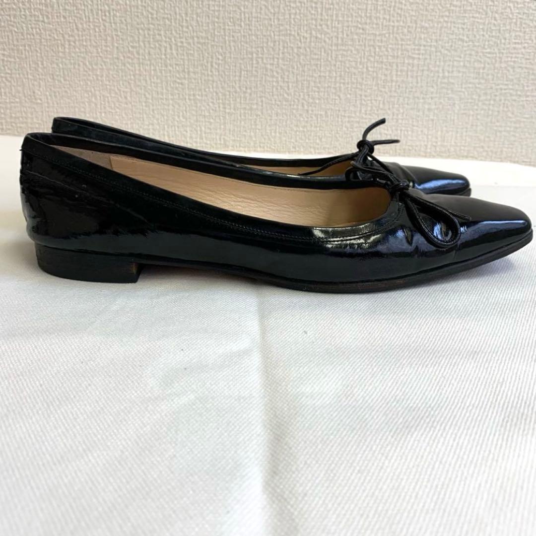 マノロブラニク ポインテッドトゥ リボン バレエシューズ フラット ブラック