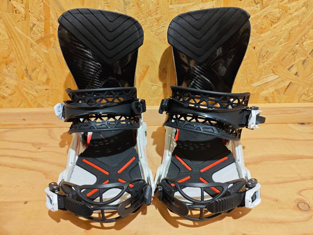 Salomon スノーボード ビンディング M