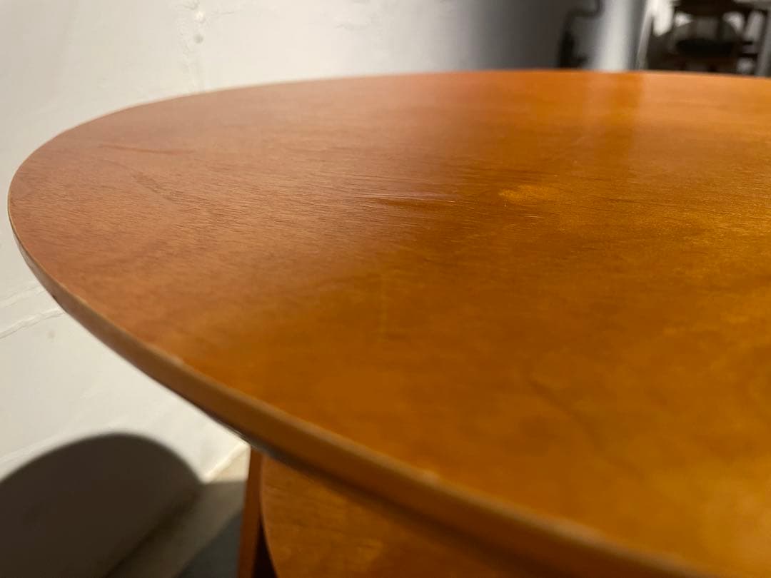 ACTUS 丸型テーブル