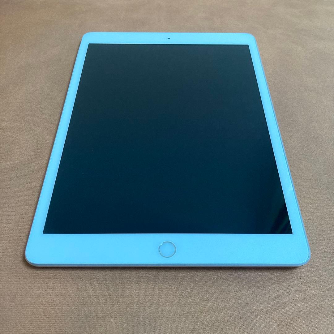 350【早い者勝ち】iPad7 第7世代 32GB WIFIモデル☆