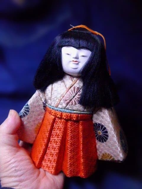 貴重な国指定無形文化財の人形師　銀座　原米洲の稚児雛です