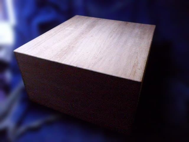 貴重な国指定無形文化財の人形師　銀座　原米洲の稚児雛です