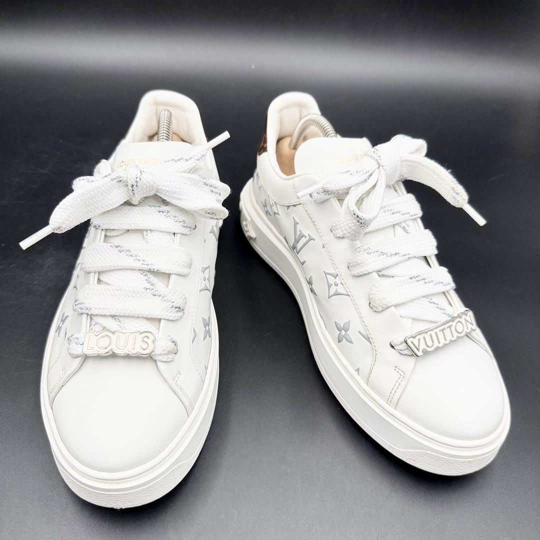 美品✨ ルイヴィトン タイムアウトライン モノグラム エンボス 24cm相当