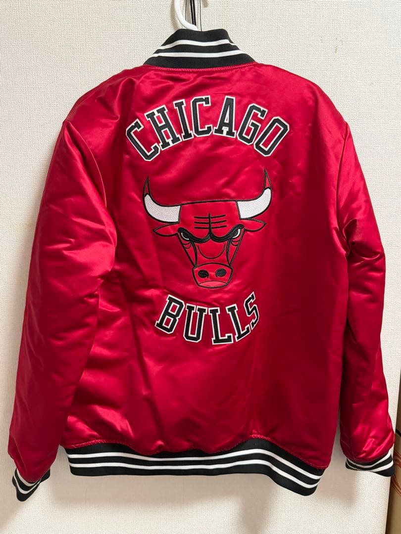 シカゴブルズ Mitchell&Ness ジャケット レッド