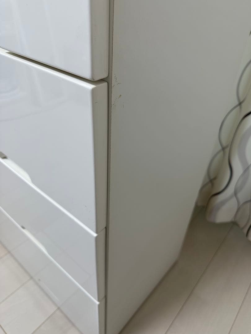 ニトリ　ホワイト　6段ハイチェスト　タンス