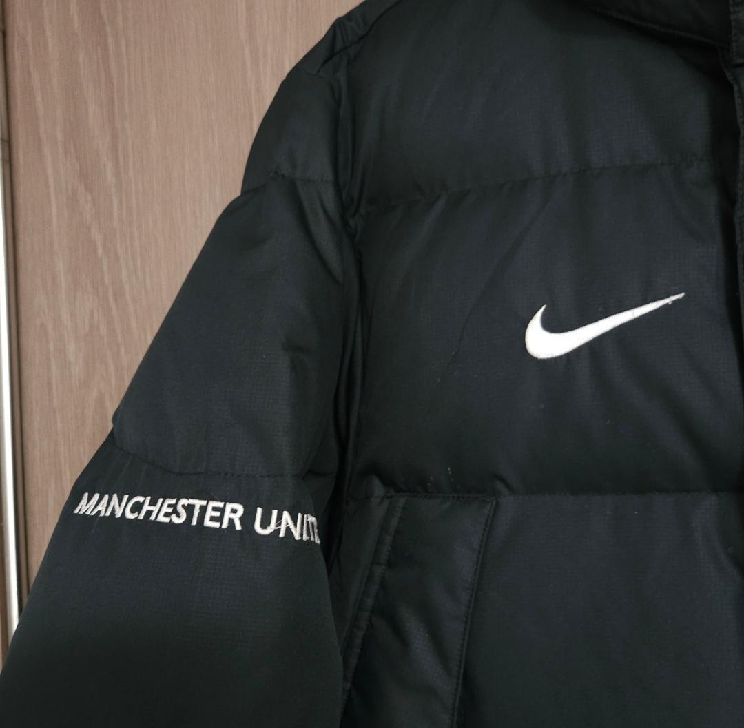 マラドーナメッシ ナイキ マンチェスターユナイテッド ダウンジャケット