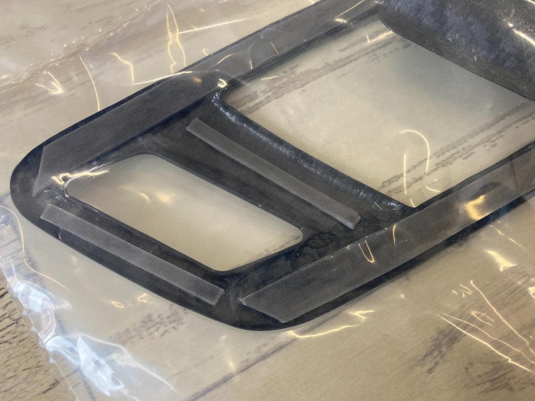 ①未開封品★トヨタ スープラ ドライカーボン製 ドアロックパネル st537