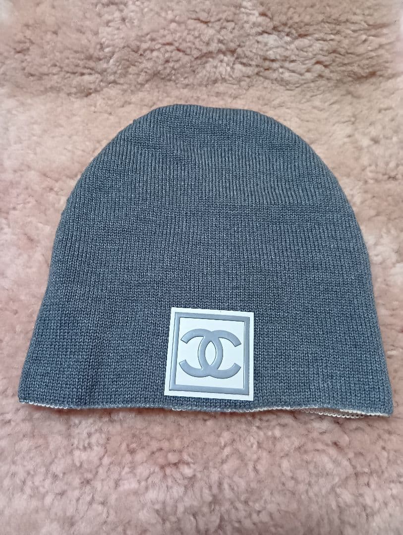 年末年始セール✨ ✨✨CHANEL リバーシブル ニットビーニー
