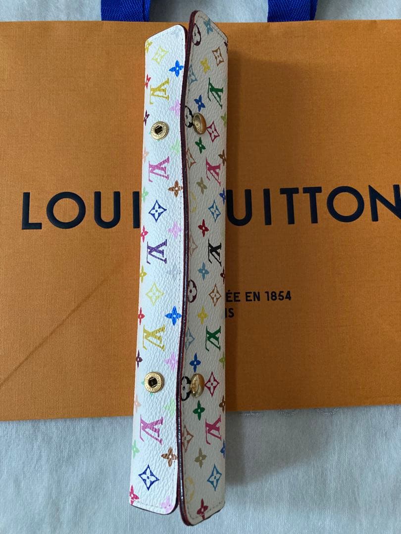 ⭐️未使用❗️ルイ・ヴィトン 腕時計ビジュの レザーサテンベルト 2本セット❗️正規品