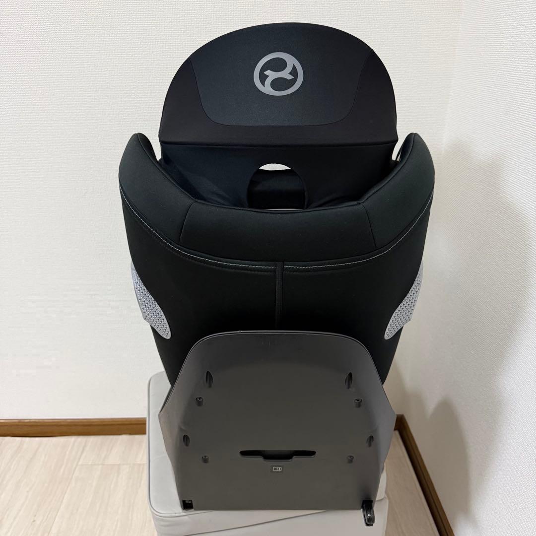 【美品現行モデル】cybexシローナT i-size＋ベースT