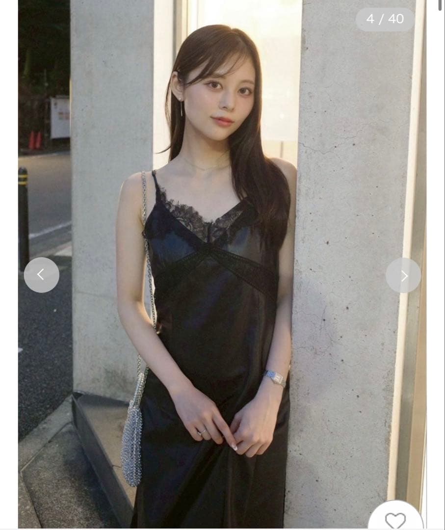 新品タグ付き　レーストリムスリップワンピース