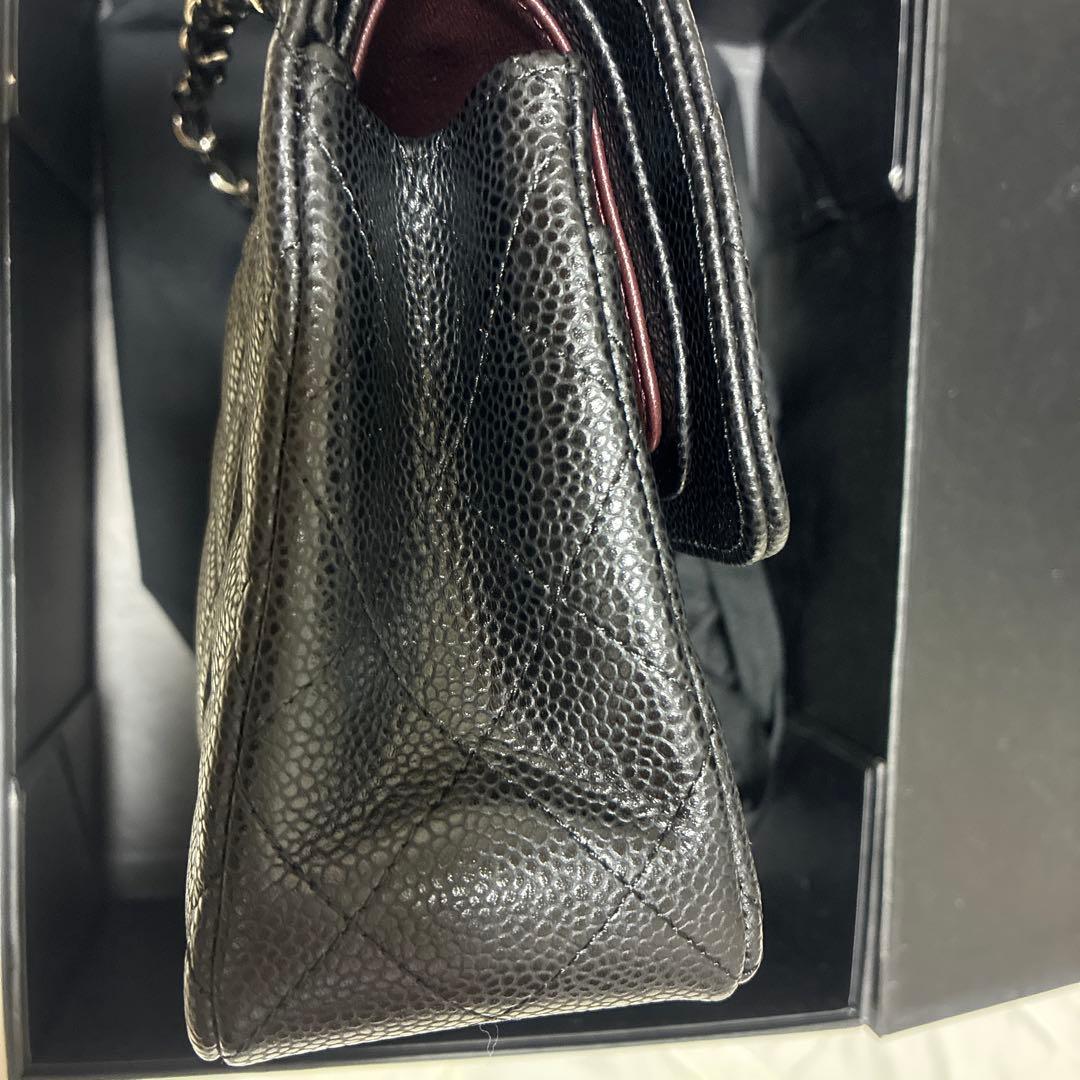 ブラック キルティング ショルダーバッグ　ノベルティ　レアなシルバー金具