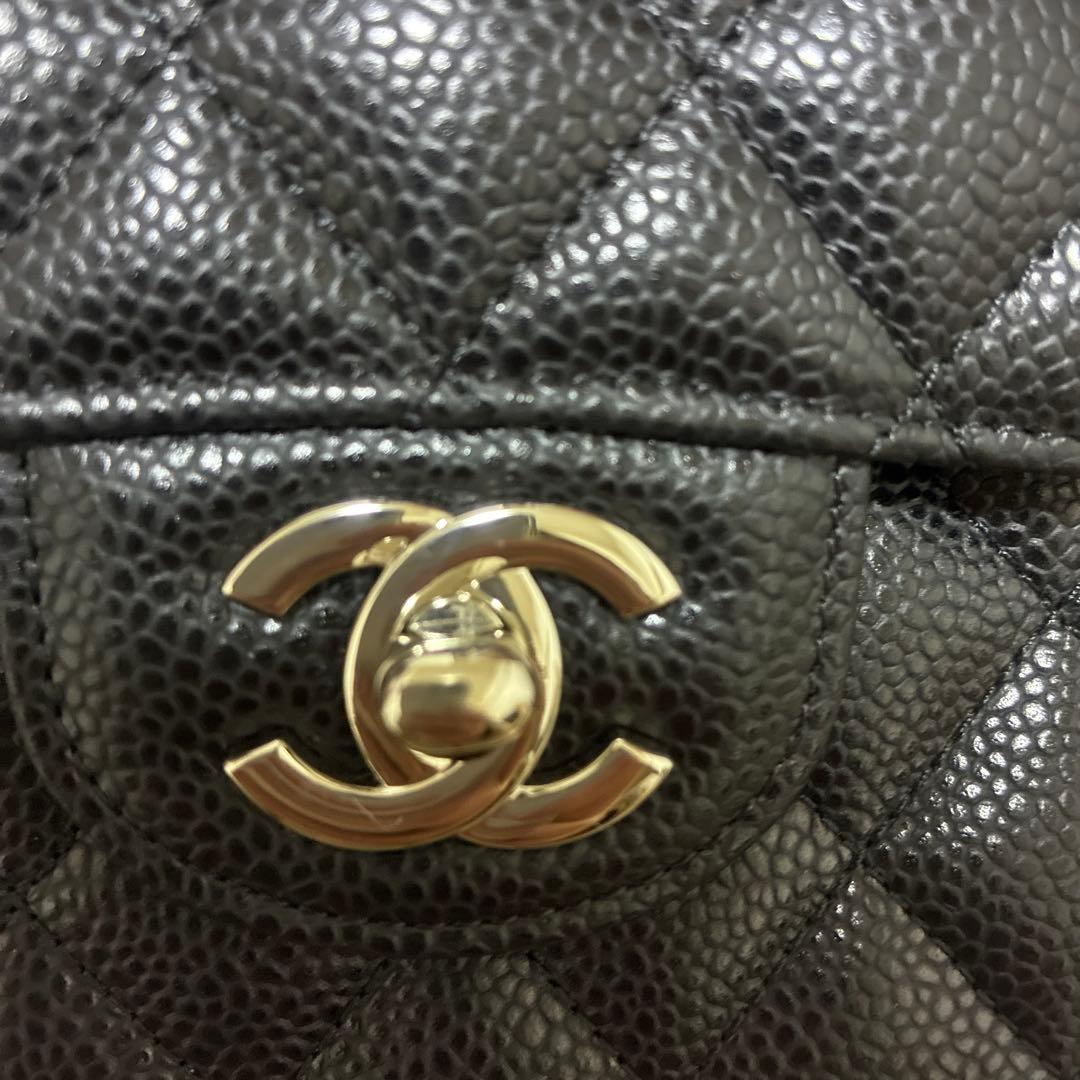 ブラック キルティング ショルダーバッグ　ノベルティ　レアなシルバー金具