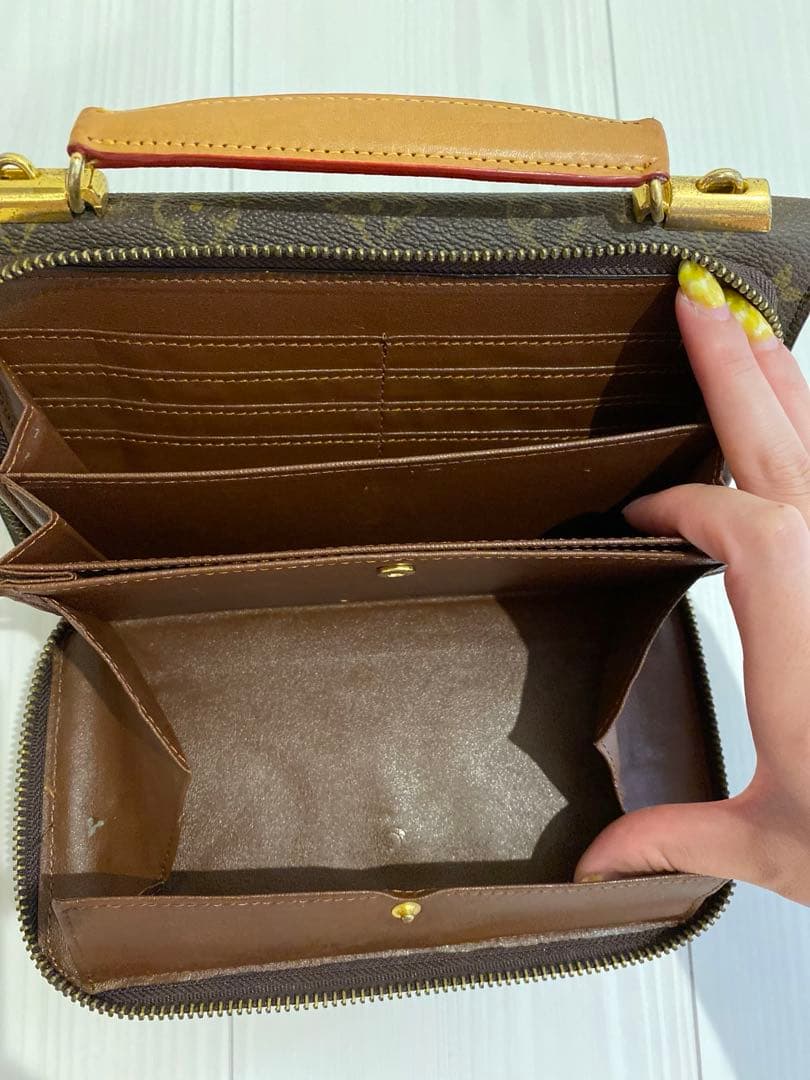 ルイヴィトン クラッチバッグ