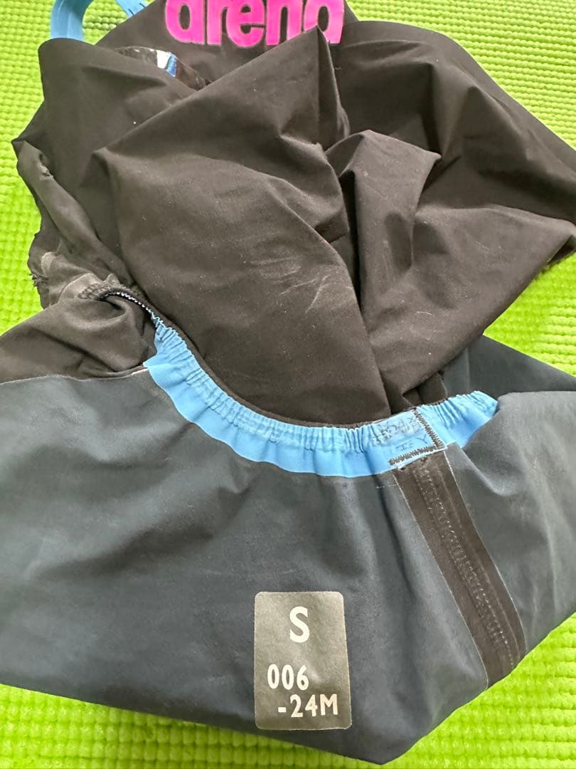 arena 高速水着　Sサイズ