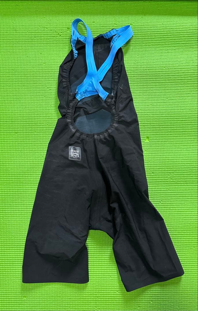 arena 高速水着　Sサイズ