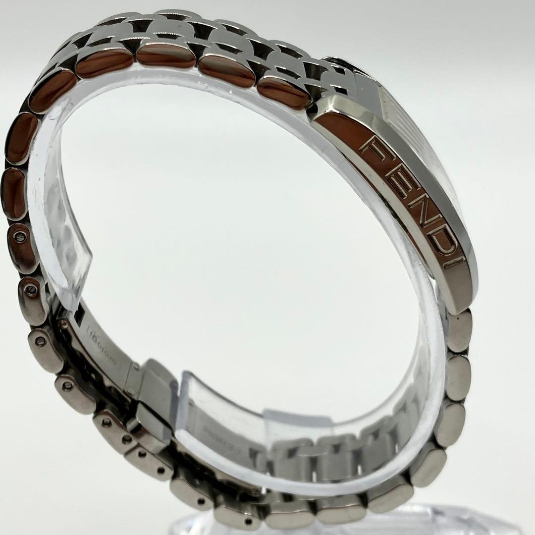 ピンクの猫 さま　　FENDI フェンディ 稼働品 クラシコ 7000L ホワイ