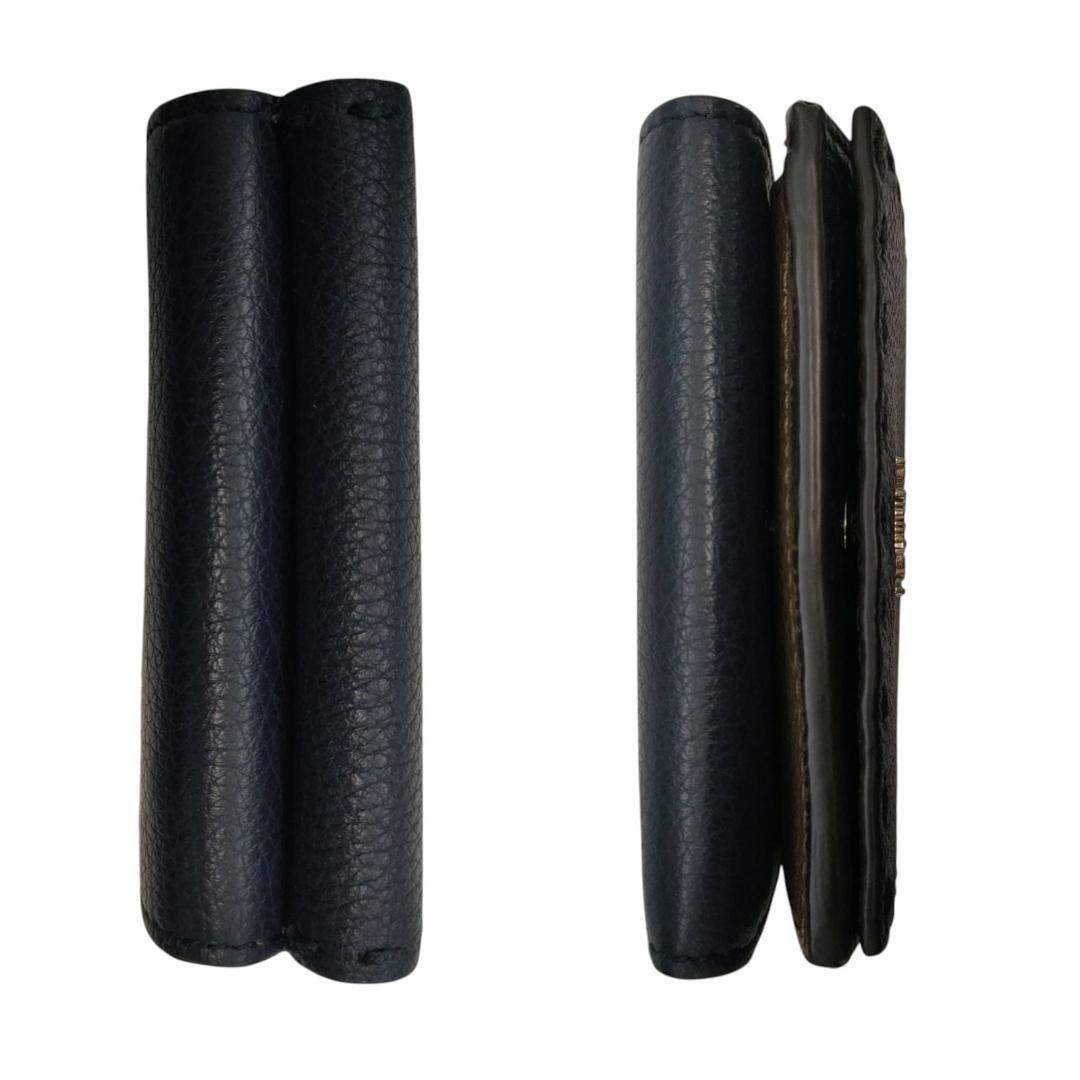 フェンディ　三つ折り財布　セレリアウォレット　ブラック　ブラウン