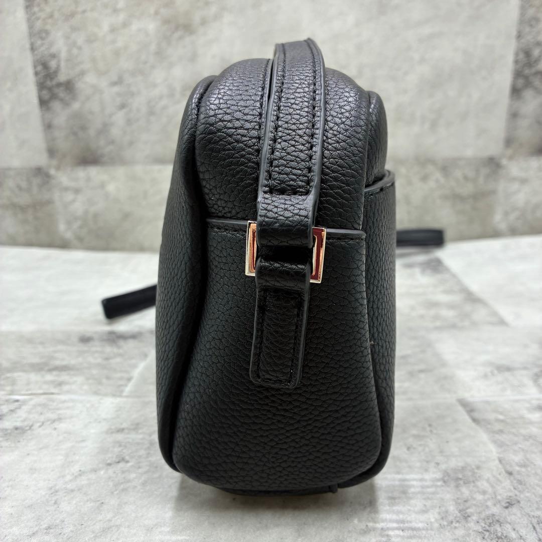 ✨タグ付き✨未使用✨アニエスベー　ショルダーバッグ　エンボスロゴ　ブラック